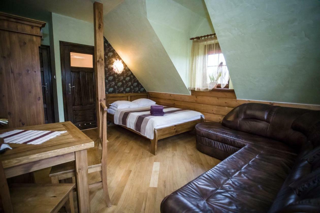 Stary Lwow Bed & Breakfast Korczyna  Exterior photo