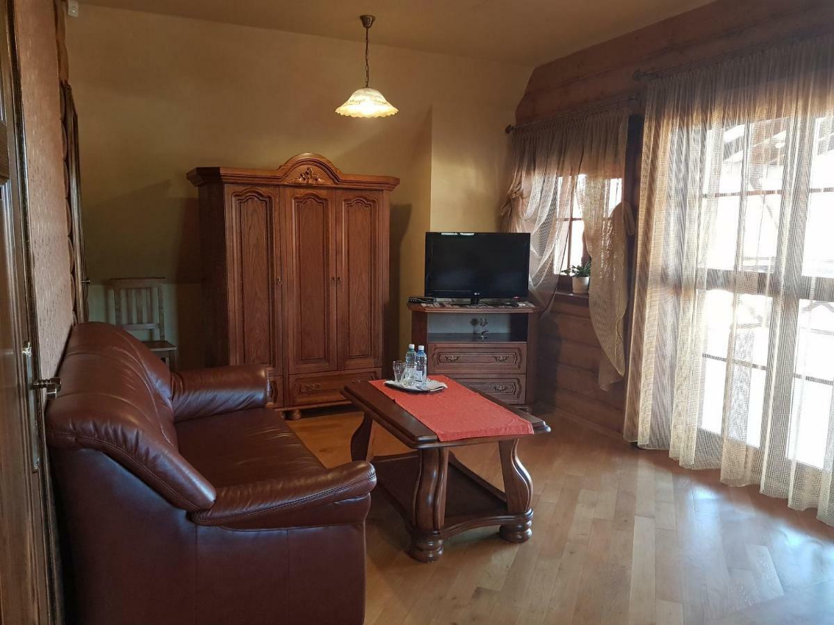 Stary Lwow Bed & Breakfast Korczyna  Exterior photo